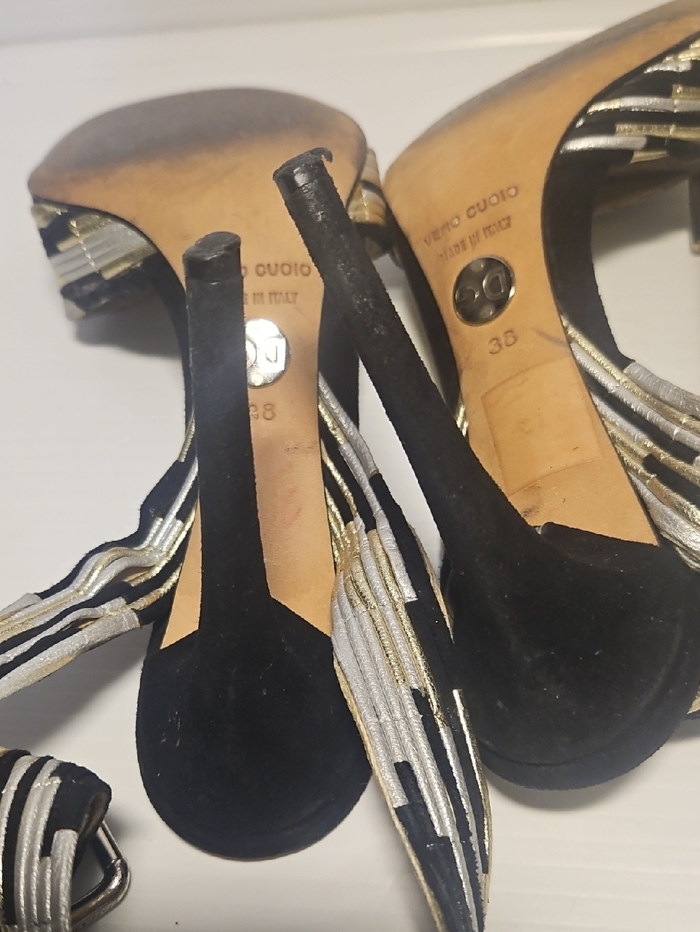 Dolce & Gabbana Black Silver Leather Colorblock Criss-Cross Heeled Sandals Sz 38 - Picture 8 of 11